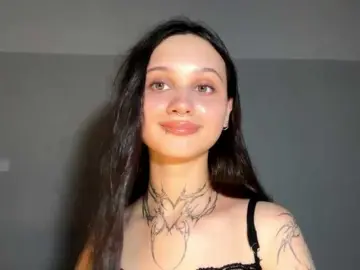 Bongacams Nude Webcam of GertudeLagman
