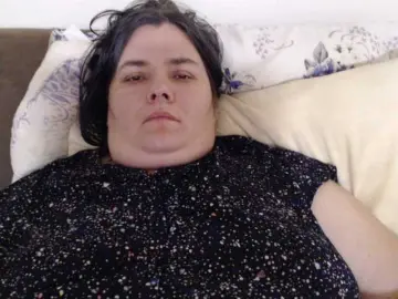 Bongacams Watch Live Sex Cams of KittyDrive111