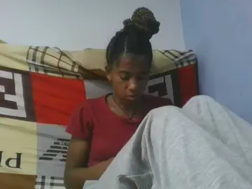Bongacams Best live sex cam show of Charlinah