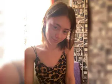 Bongacams Nude Webcam of 18YoungPussy18