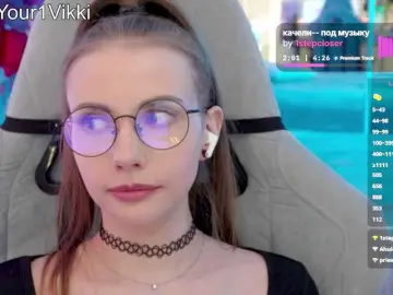 Bongacams Free Porn Cam of -VikkiL0vesCheese-