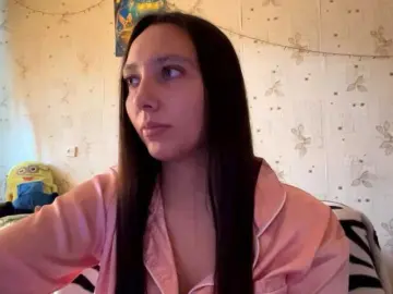 Bongacams Watch Live Sex Cams of LeannBernmen