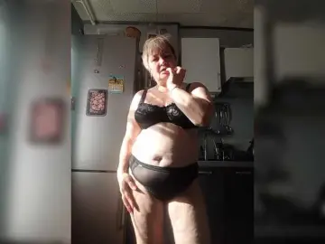 Bongacams Watch Live Sex Cams of HelenaGloss