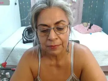 Bongacams Adult Video Chat of lalisha-96