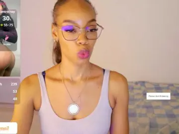 Bongacams Watch Live Sex Cams of TamyLynn1