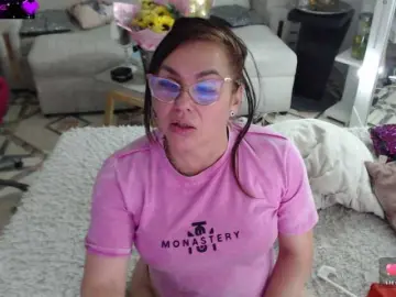 Bongacams Free Live Porn of Myrnasexxx