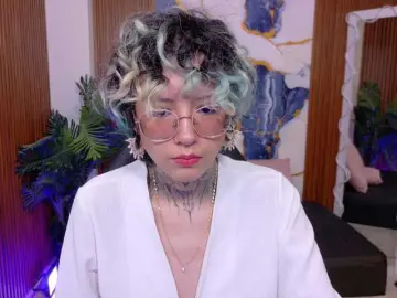 Bongacams Watch Live Sex Cams of Lyra-tay