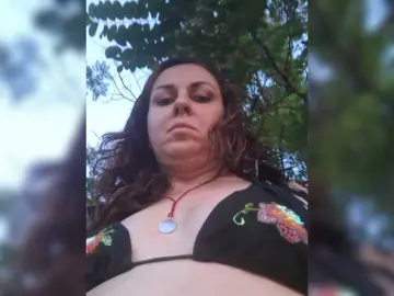Bongacams Watch Live Sex Cams of OpenGirl