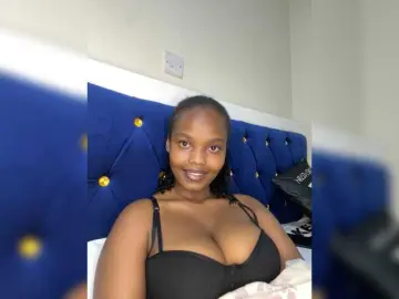 Bongacams Private Sex Chat of Curvy-maxy9