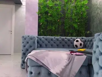 Bongacams Watch Live Sex Cams of Theowonder