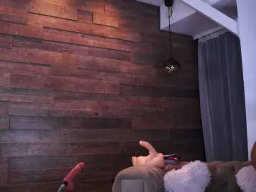 Bongacams Watch Live Sex Cams of XenaBloom