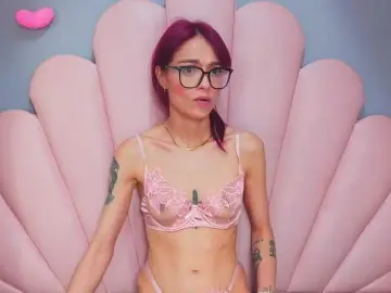 Bongacams Nude Webcam of LUCYMILLER