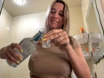 Bongacams Watch Live Sex Cams of CristenViramontas