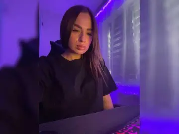Bongacams Best live sex cam show of Poli999