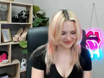 Bongacams Adult Webcam of SweetLilyxo