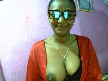 Bongacams Adult Video Chat of Mynah