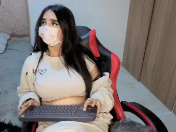 Bongacams Watch Live Sex Cams of MaloryTay11