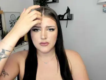 Bongacams Free Live Porn of Miabrunette22