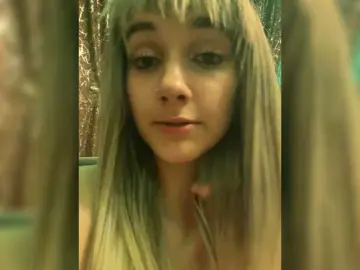 Bongacams Watch Live Sex Cams of Ksyusha12