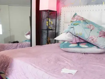 Bongacams Best live sex cam show of QuickHookup