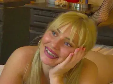 Bongacams Live Sex of MisshaNight