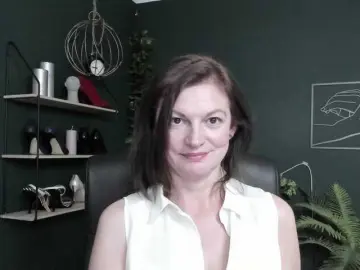 Bongacams Nude Webcam of mrsVivian