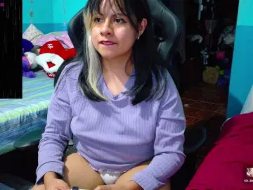 Bongacams Watch Live Sex Cams of Hairy-Young
