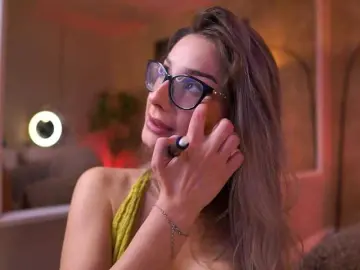 Bongacams Free Porn Cam of MaddieBryggs