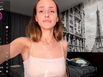 Bongacams Sex Cam of LudivinaCarrilo
