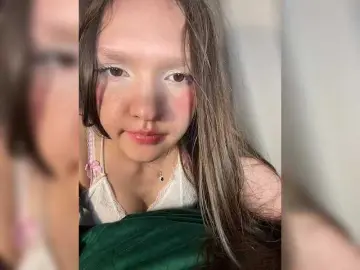 Bongacams Free Porn Cam of Cute-Lolly