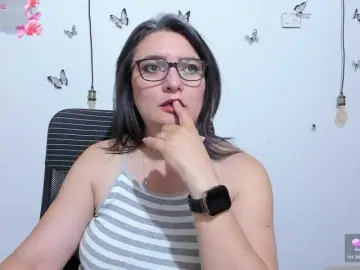 Bongacams Sex Chat of Amie-Adams82