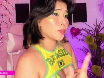 Bongacams Live Sex Cam of Isabellabills