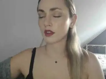 Bongacams Adult Webcam of ScarlettXQueen