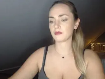 Bongacams Sex Chat of ScarlettXQueen