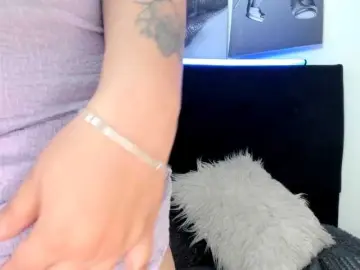 Bongacams Sex Cam of LinaBrowm