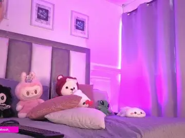Bongacams Live Sex Cam of Maddieash