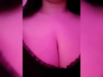Bongacams Live Sex Cam of YennSI