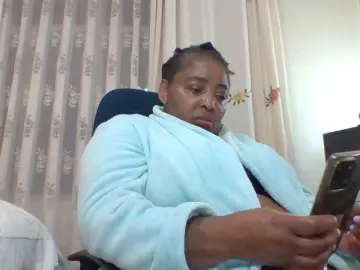 Bongacams Watch Live Sex Cams of pussylips53
