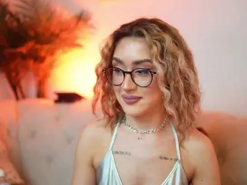 Bongacams Nude Webcam of AileenKiss