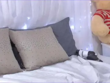 Bongacams Sex Cam of looklikeamovie