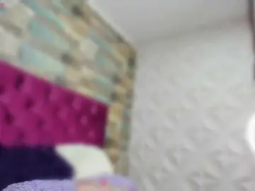 Bongacams Best Webcam of LITTLE-NESSA