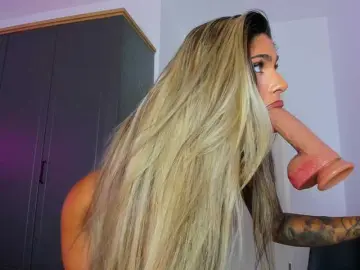 Bongacams Sex Cam of babybluesin