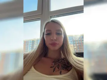 Bongacams Watch Live Sex Cams of EwaBrown