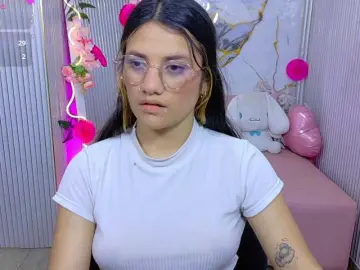 Bongacams Live Sex Cam of Chiara-tay