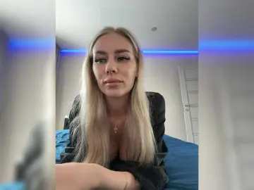 Bongacams Sex Cam of Lovensesgirl