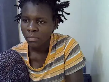 Bongacams Live Porn of Queenbeea