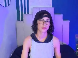 Cam4 Adult Video Chat of AliceMadnes