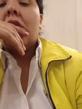 Cam4 Watch Live Sex Cams of valentina9333