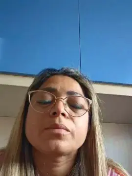 Cam4 Live Sex of thalia1979