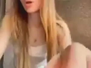 Cam4 Watch Live Sex Cams of IvanaDipiero